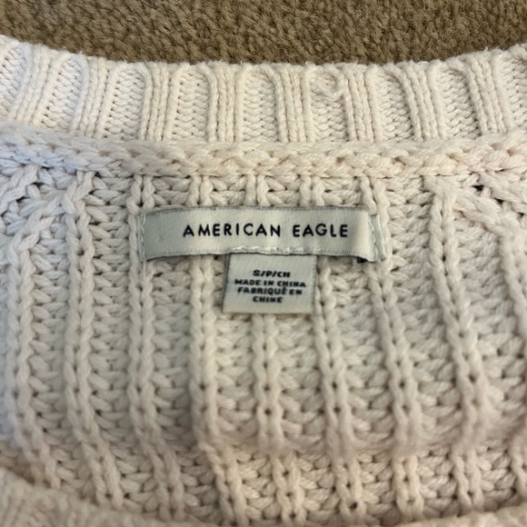 American Eagle Sweater - Picture 3 of 3